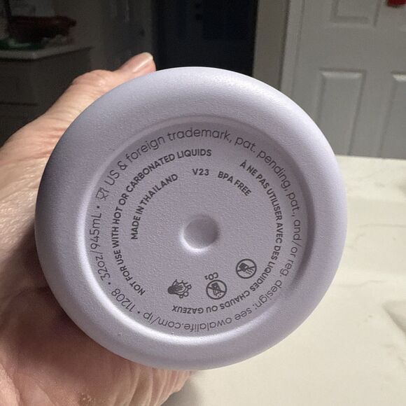 Owala 32 Oz FreeSip Stainless Steel Water Bottle - Periwinkle Twinkle - Picture 6 of 10